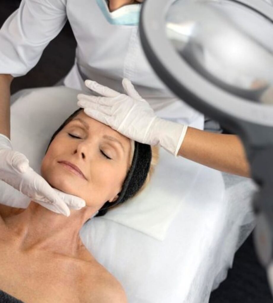 clinica estetica majadahonda tratamiento facial rejuvenecimiento piel mujer madura